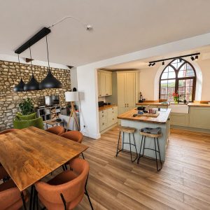 This bespoke kitchen and dining area combines natural textures with precision carpentry — from solid wood worktops and custom storage to seamless finishes that elevate the entire space. We don’t just fit kitchens — we transform homes with attention to detail, structure, and flow.