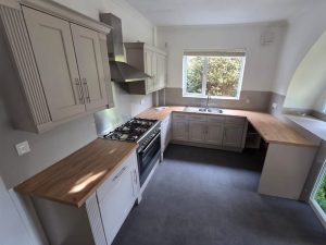 This project was all about modernising the space while retaining the quality of the existing kitchen. The result is a fresh, timeless finish that completely changes the feel of the room without the cost of a full replacement.
